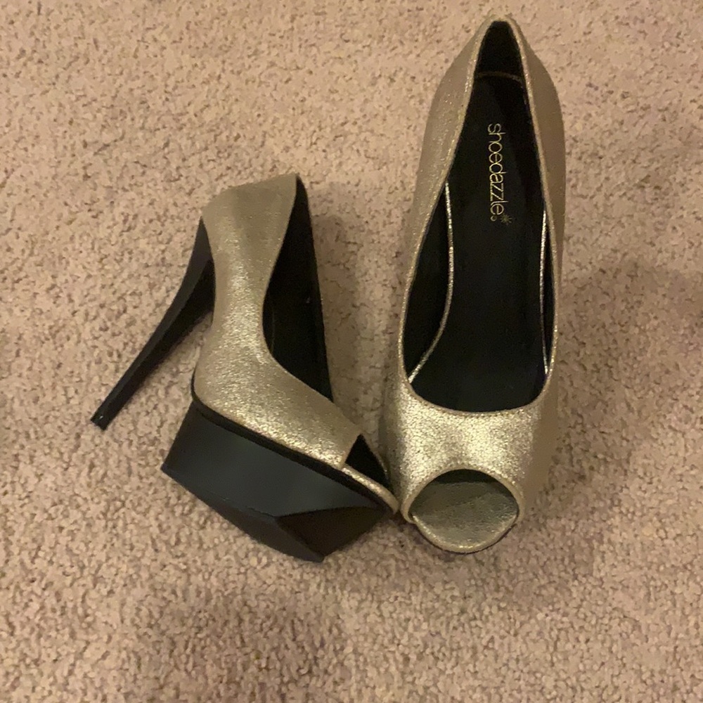 Woman’s 3 Pair of Heels Bundle - Picture 5 of 11